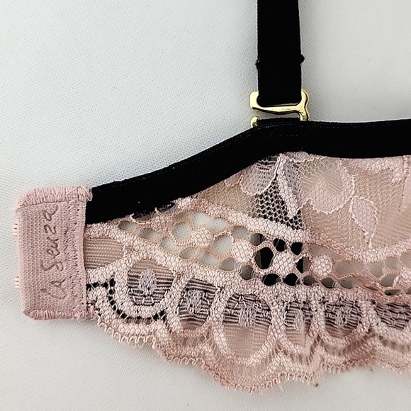 ⭐️2/ $40⭐️ La SENZA So Free Underwire Light Pink Lace Black Trim Padded Sz 34B - Picture 11 of 15